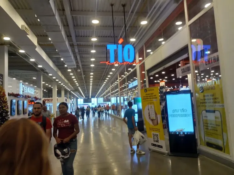 Zde8JyfiffcejHcW_21.webp