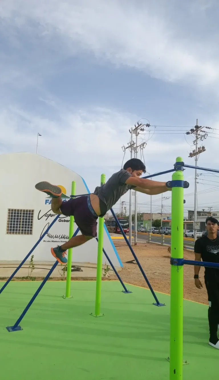 0X5tGimJrhMkCRRg_1000138176.webp
