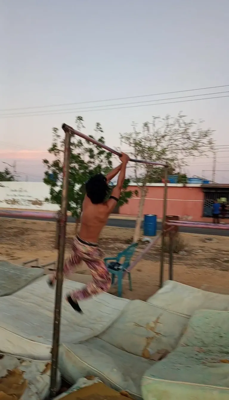 37HqpROMUNJWXDw5_1000187616.webp