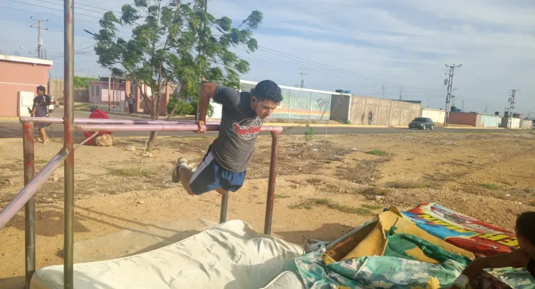 50Lm2LcJ9nixfBUI_1000156166.webp