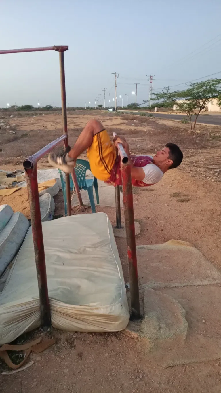 8tXqWKbWukTVStt7_1000157273.webp