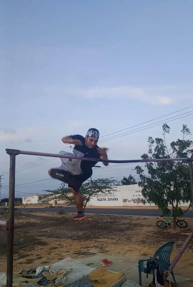 HC8rBjvRydol1dQD_1000161330.webp