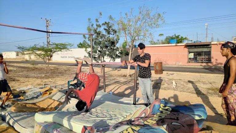 OnjFwdKs0e4IV1zo_1000174116.webp