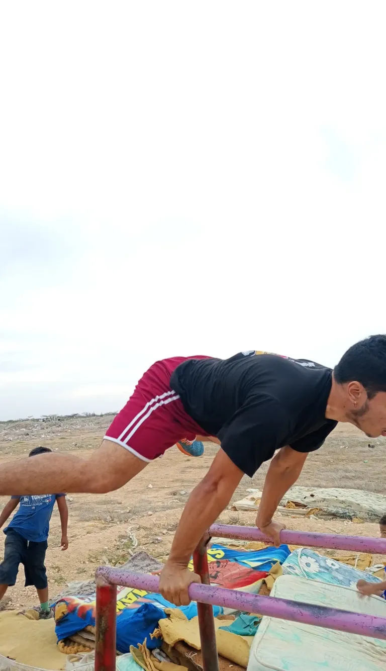 R4BmXR8NRJDKNIlK_1000166100.webp