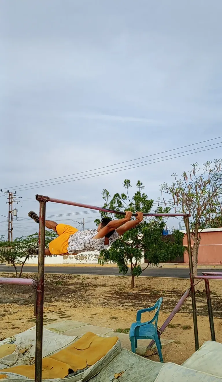 XZ2sYdEVOhF3vjr3_1000152290.webp