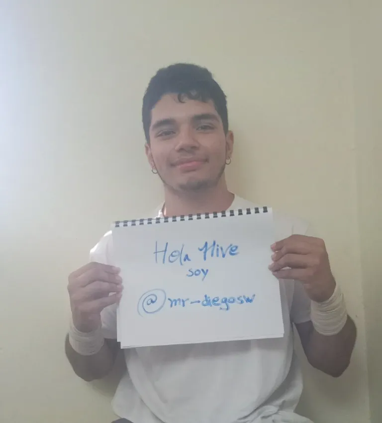 jNdFFyT4jEeeIpgC_1000126498.webp