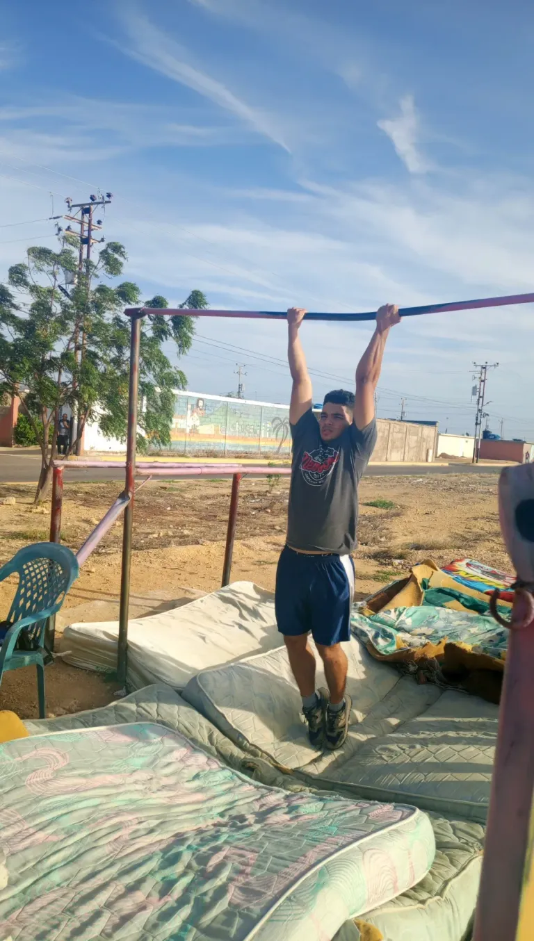 lIgFKdKNWfqhRtlg_1000156167.webp