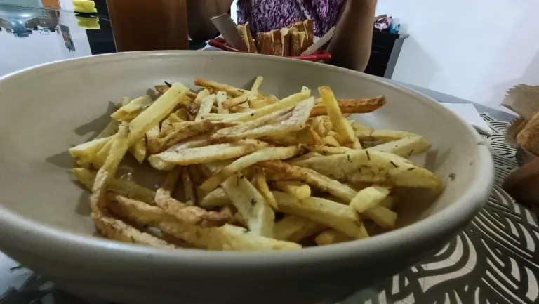 UUQbycIkqJ9vbCUH_1000016510.webp