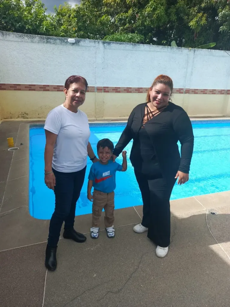 sNkgf35clFFJIswG_1000054033.webp