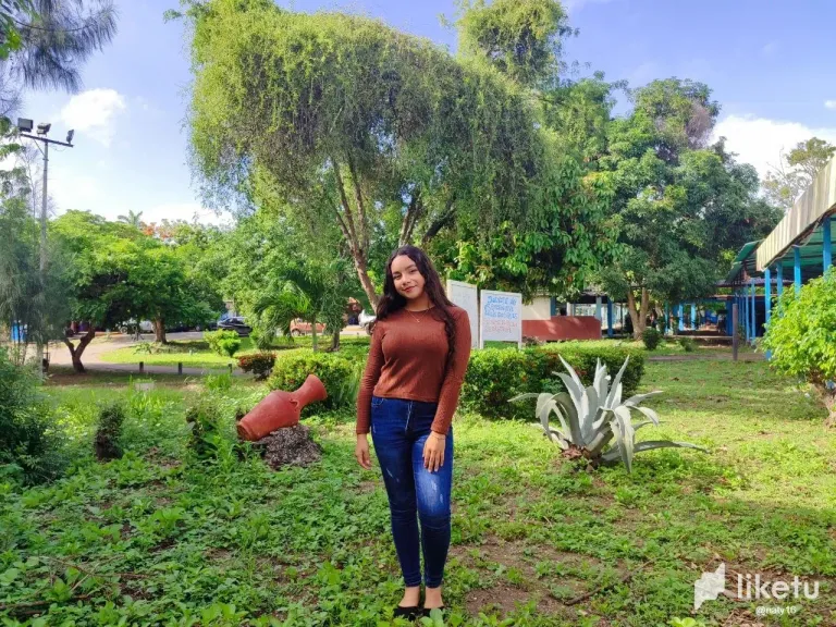 a9NhIKLukZzjRzm0_3.webp