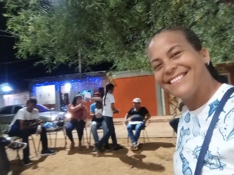 2i8UDimDUUUrFKCe_1000397329.webp