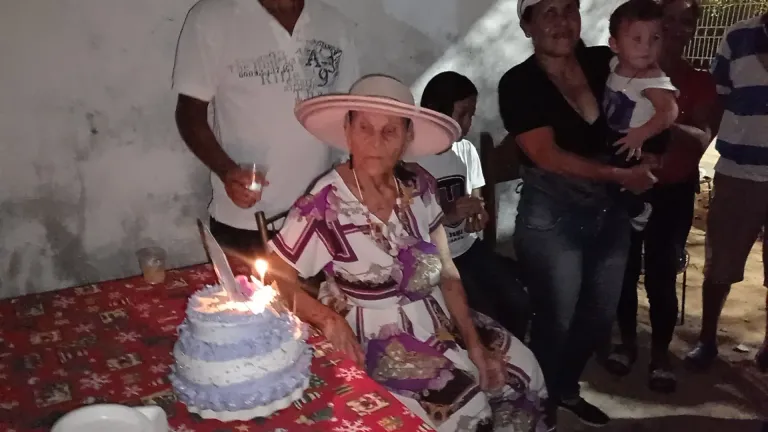 9384daPKxpuXveLt_1000397399.webp