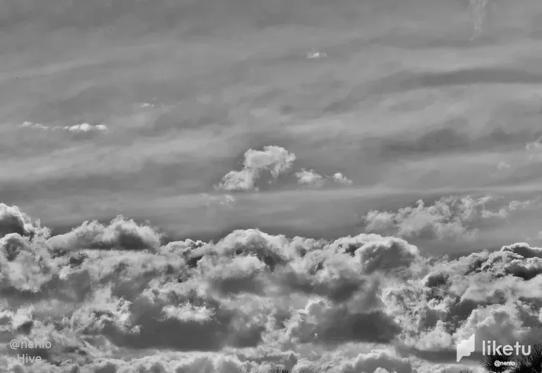 cldjg0qt3004w79szel1he7hh_clouds-zoom-003-bw.webp