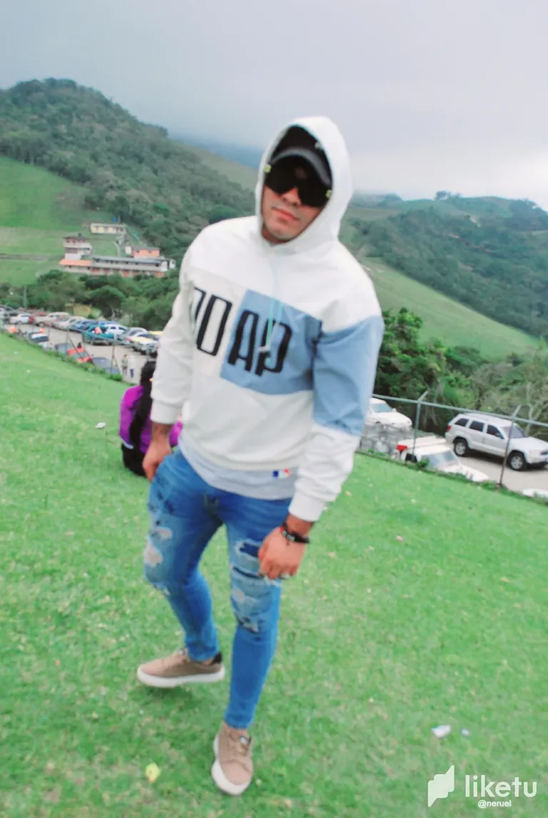 clhmg8w7u00hx4nszfovcatmd_DSC_1744.webp