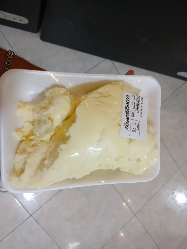 CVcMGHNjFcpNRrJd_1000068397.webp
