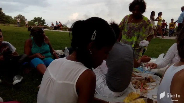 clq6zkace001bxusz36p2c4ej_IMG_20160807_193629.webp
