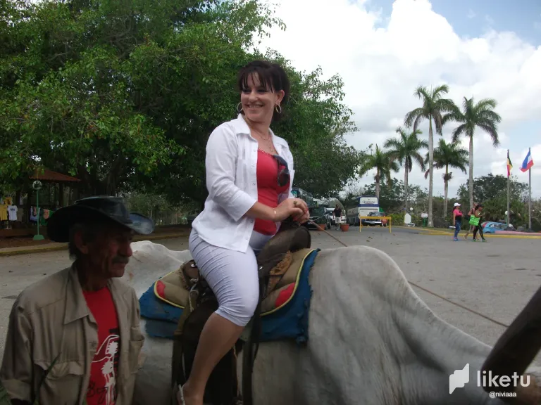 clsc876uv00hmafszgvhth0zz_DSCF6141.webp