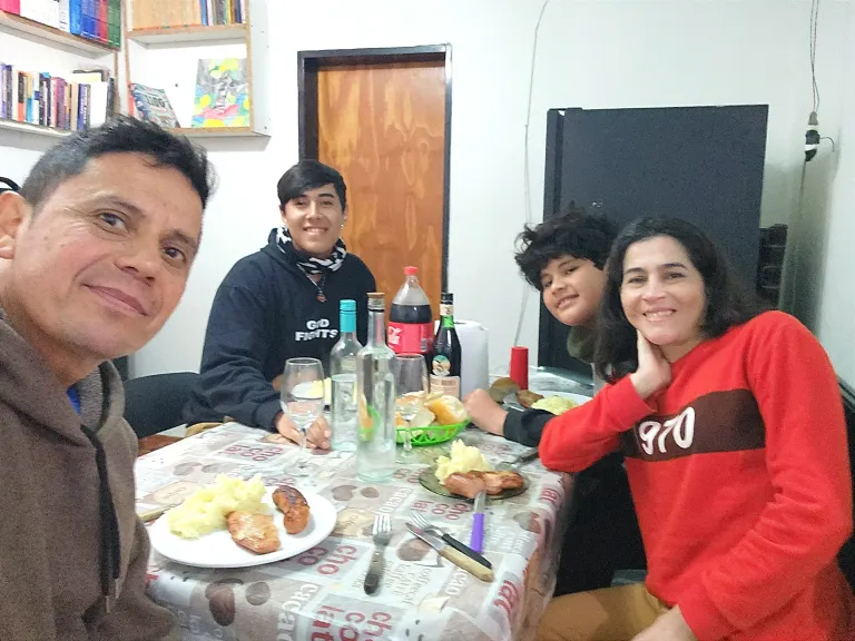 eKfJR9vnDhjg8vht_1000143089.webp