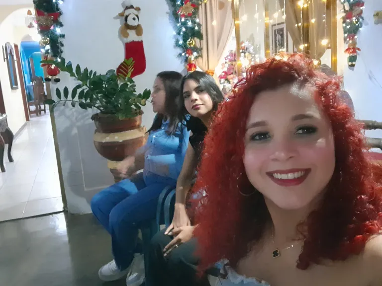 EPYHbHngKWTjKnN9_1000482179.webp