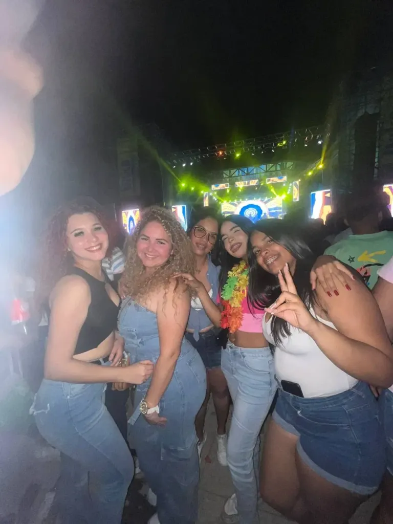 sMjeuwDl4XauiGK7_1000575106.webp