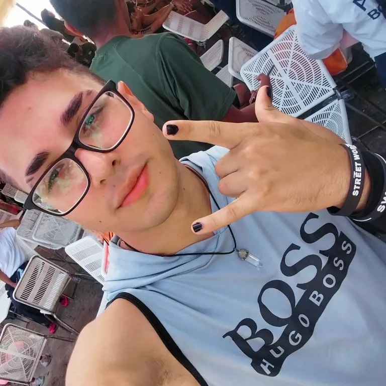 9yPu4IvbwfxWbVLG_retouch_2025032322571936.webp