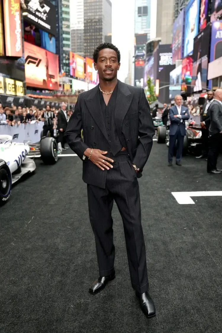 A4oHQ0YngffuQlqQ_Damson-Idris-Wore-Prada-To-The-F1-The-Movie-New-York-Premiere-750x1125.webp