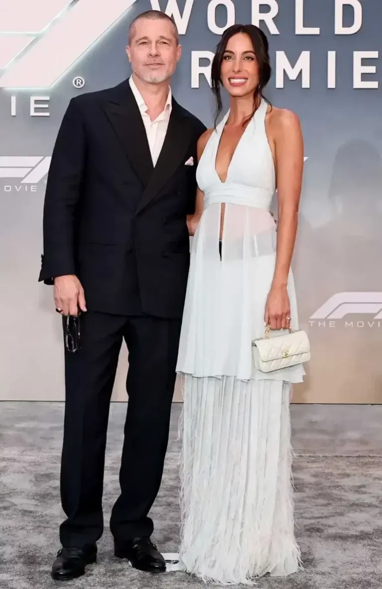sxhA2MqsJfZhD1Og_BradPittInes_170625_2-770x1187.webp