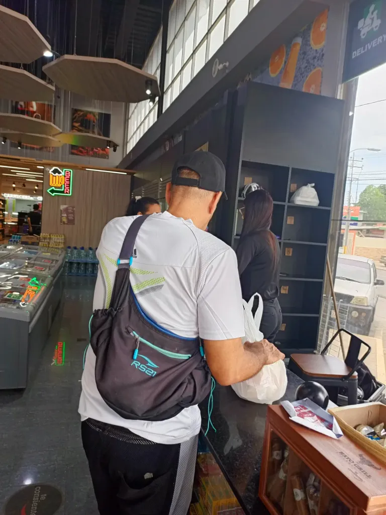 Ljl24oDMUfwOgG4x_1000011453.webp