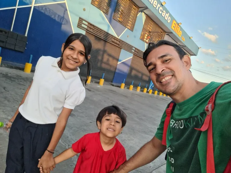 DeQLYrM3vZR5hWDn_20250117_071528_copy_1600x1200.webp