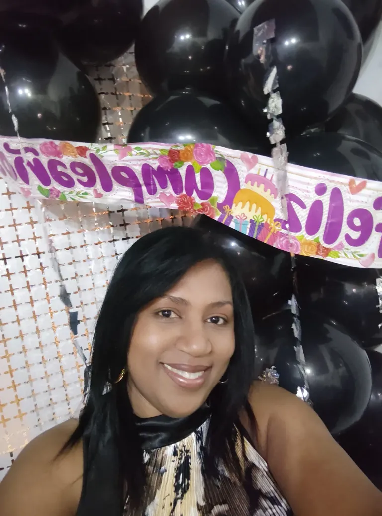 2EmCX7FUvZTIUpTV_1000770017.webp