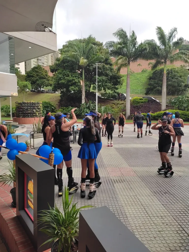 sg02wYk0htzDJ3Fv_1000710139.webp