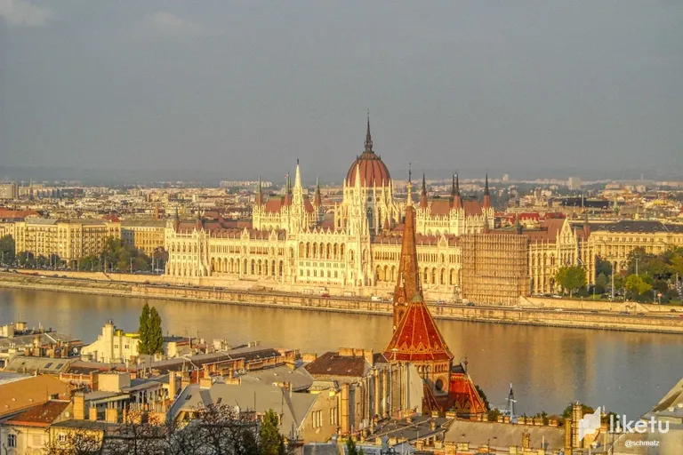 clb9lbacy01rm2goq9bxy5v2d_budapest_DxOVP_DxOVP.webp
