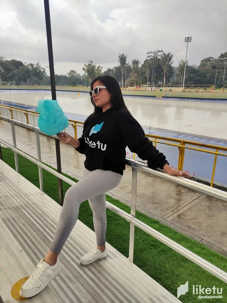 cllk3qhug002y47szbid359sf_L9.webp