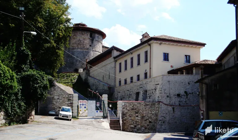 clmvkvqzm03fb9ysz9pev35j8_DSC01866.webp