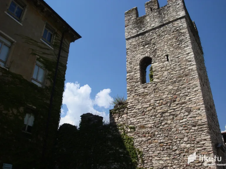 clmvkvyhd03ihajszd02p62km_DSC01864.webp