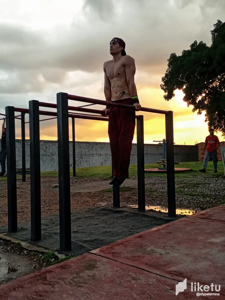 dPgf2DCtCPlSni4i_retouch_2024070319223002.webp
