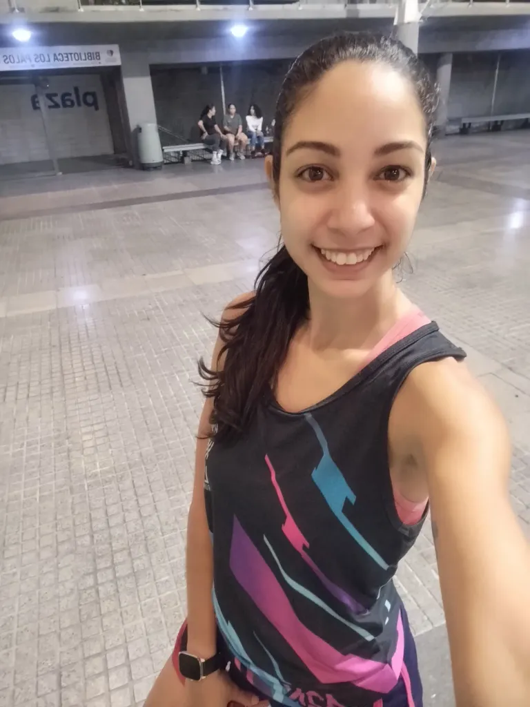 6gPJqbc87L5bJSIX_1000582458.webp