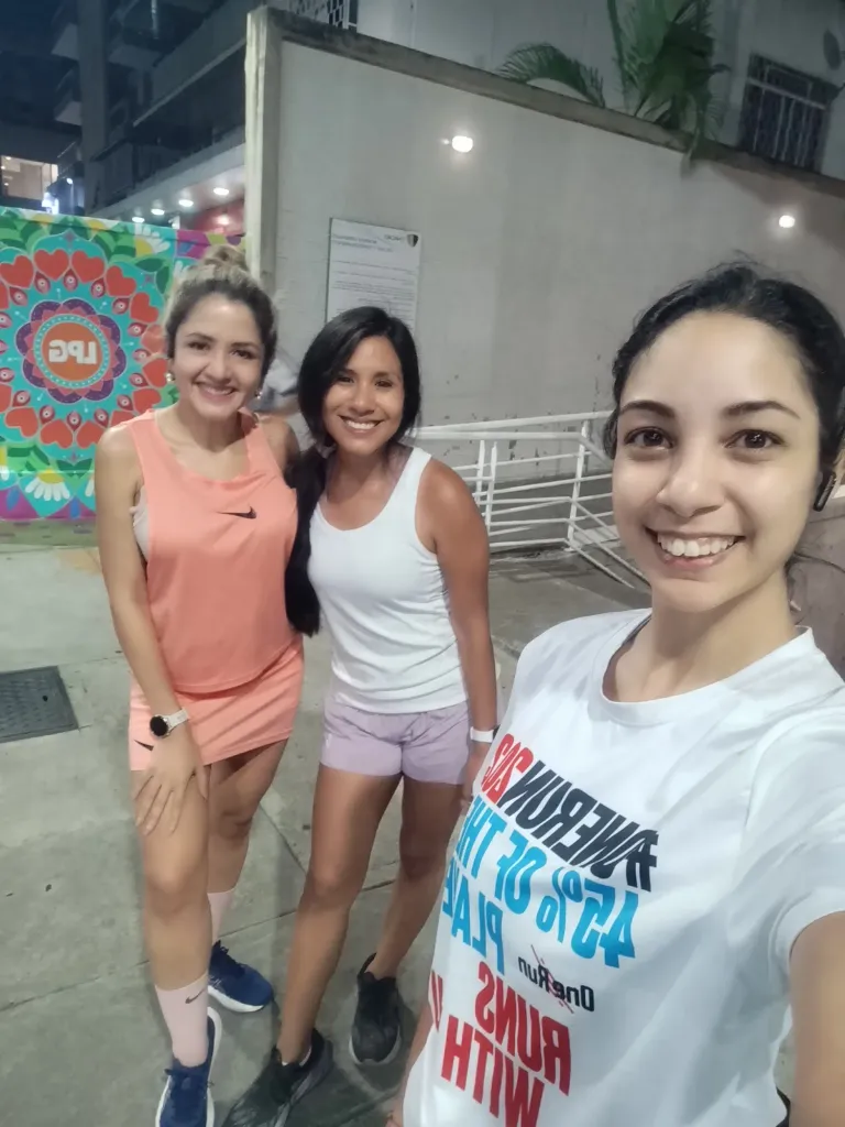 m8fvufJQFkrrudO0_1000637213.webp
