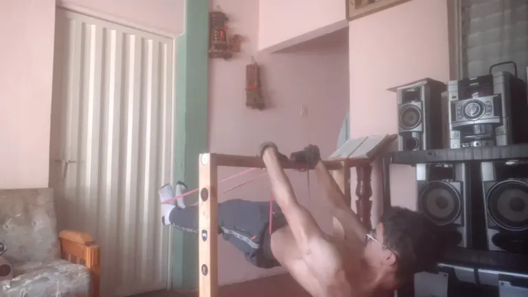 Yg2Y2uJzXqRcdKt3_VideoCapture_20250313-143051.webp