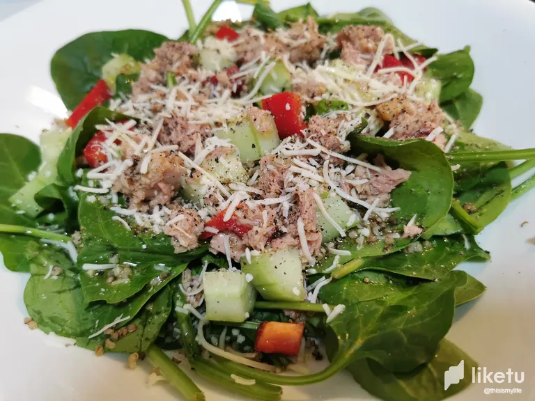 clbt9mz2g05ce2goqhkn12lz6_leftover_salad_2.webp