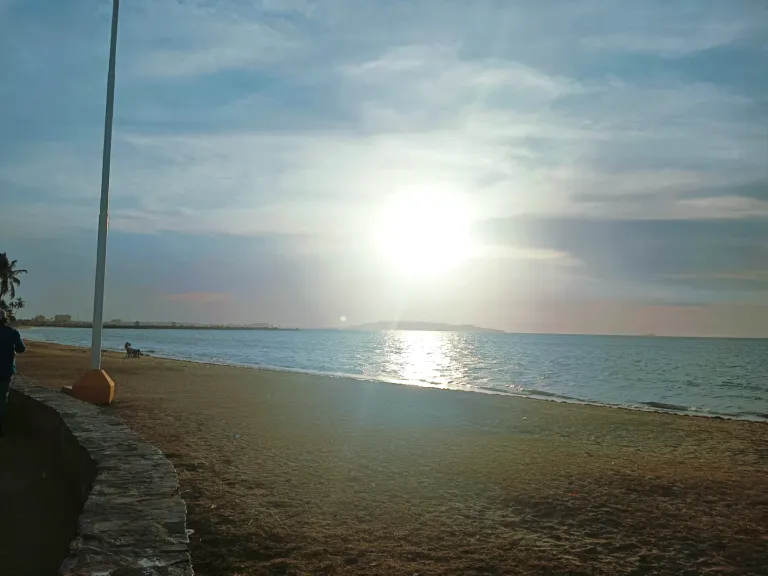 Gm0WVyePuMCiaEde_1000261047.webp