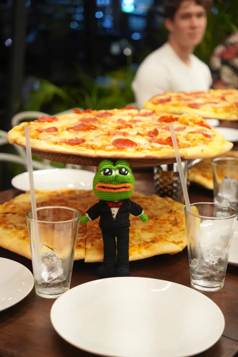 wyNKc0YtF1GMnL8f_1000260903.webp