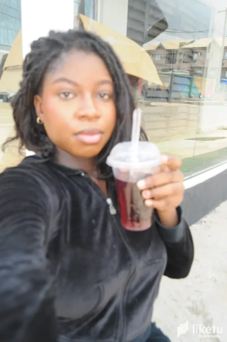 v4lhdOrITJlaeZgd_DSC_2459.webp