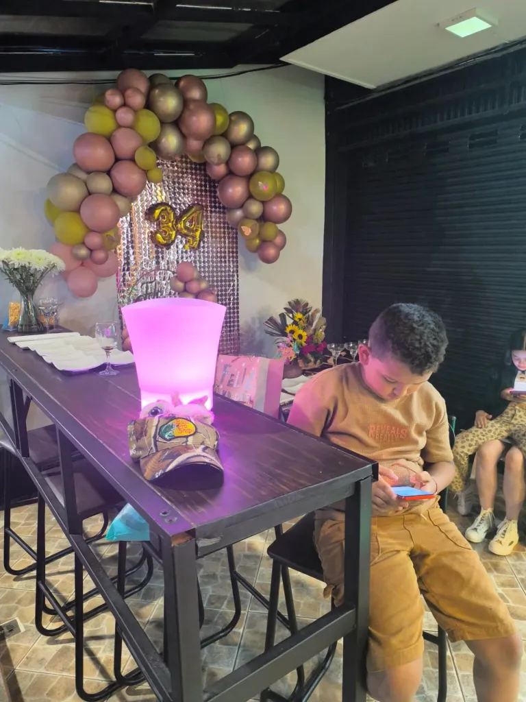6mqJAUr5QCY8mOcU_1000062602.webp