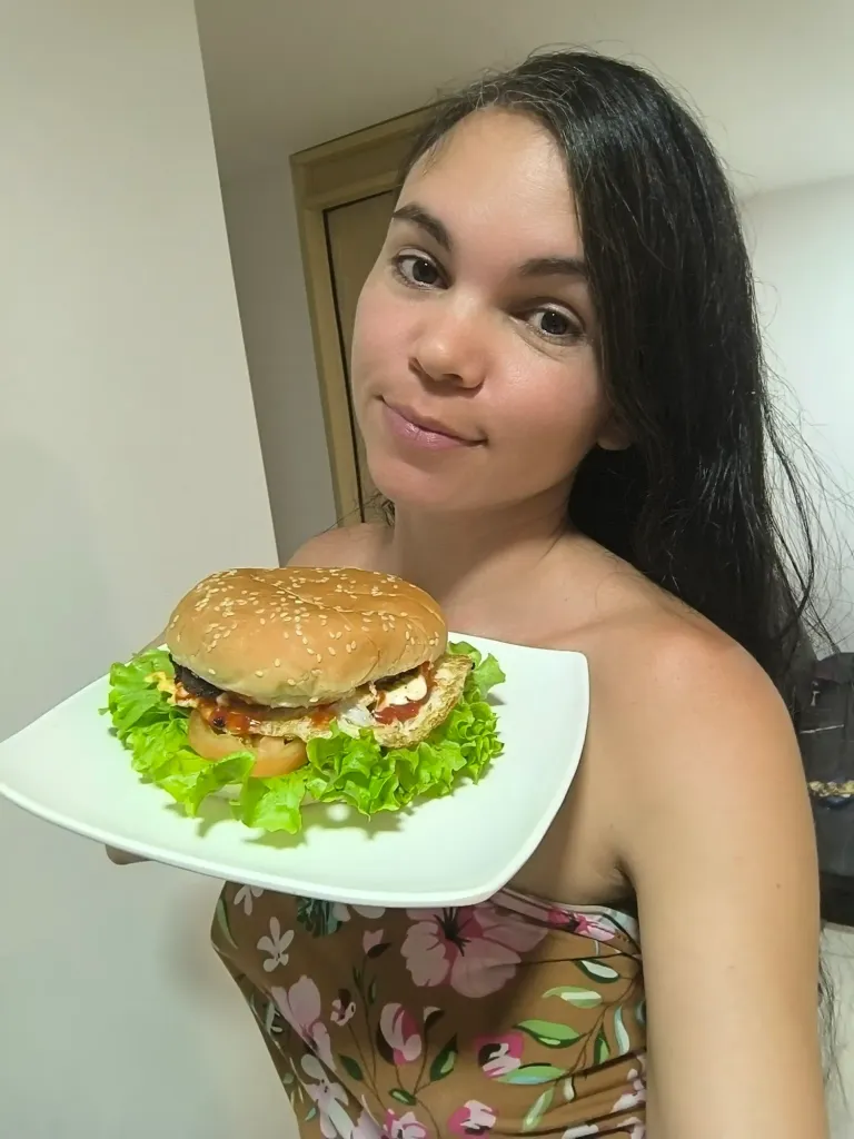 AZH3w7Epn9gYMQYh_1000061877.webp