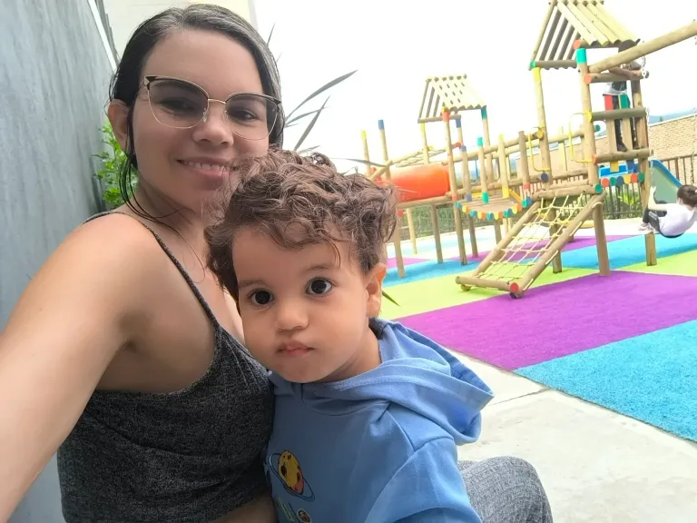 a36H0BV5LrYhiN7a_1000055733.webp