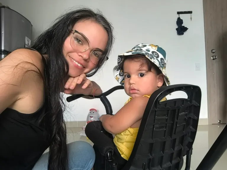 gsrxpGzunRbUu9D7_1000041622.webp