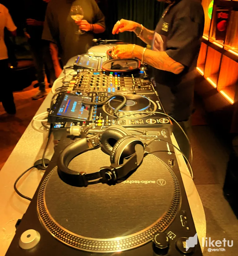 NdSH6x9DXyirllro_IMG_4021.webp