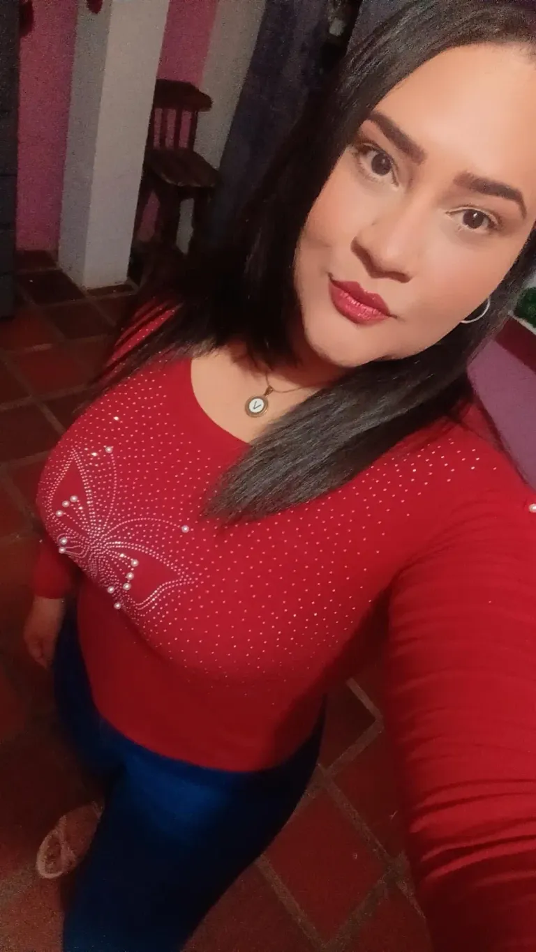 6RSKVqX5v7ryIPQn_1000399801.webp