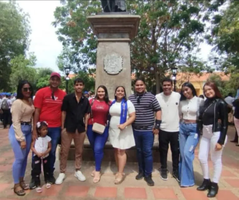 Ln7MMndYVHMt87zT_1000400962.webp